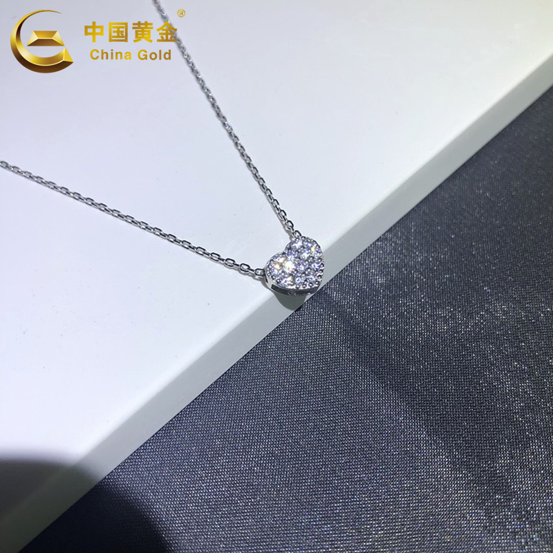 中国黄金泰迪熊心形项链