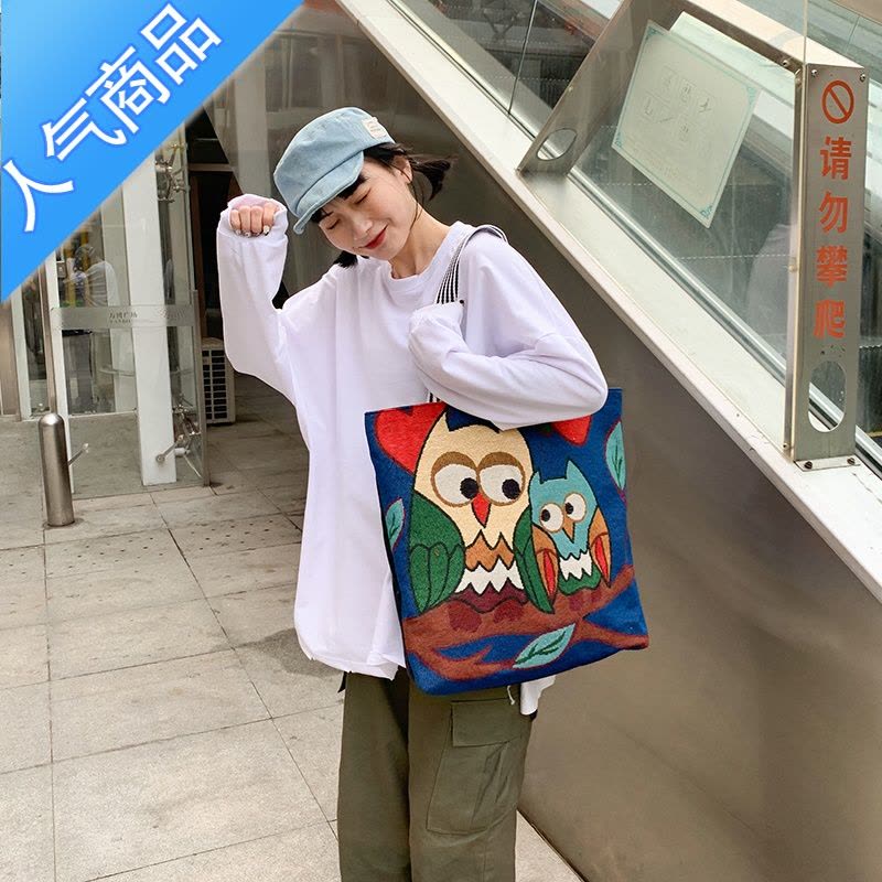 FENGHOUtimely时尚女包新款单肩包帆布包短途旅行包绣花民族风大包电脑包旅行包男女图片