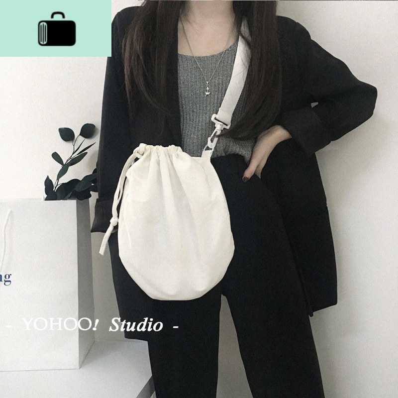 简约抽绳半圆包 纯色百搭斜挎包帆布单肩布袋日韩女小NEW LAKE 白色高清大图