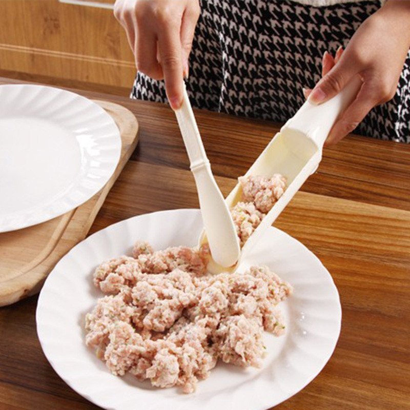宜莱芙 创意厨房DIY小工具肉丸子塑料制作器 火锅料理器 肉糜料理铲 做汤汆丸子