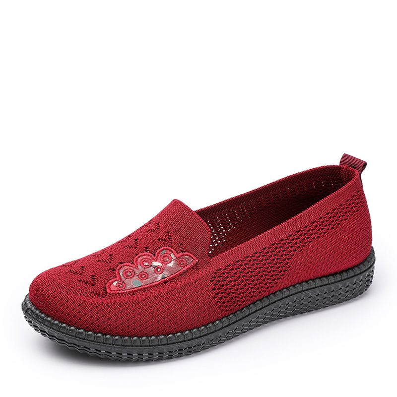 老北京布鞋女中老年妈妈鞋子一脚蹬网面透气红色老人鞋奶奶绣花鞋