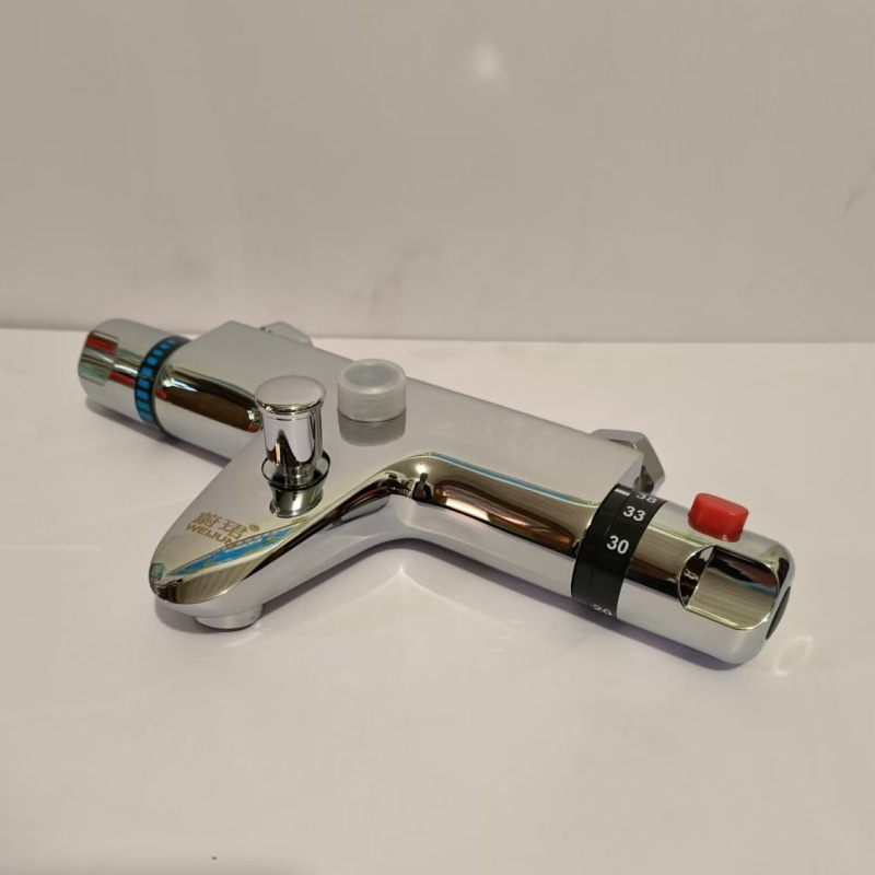 蔚珺暗装铜恒温混合阀淋浴花洒水龙头通用型个高清大图