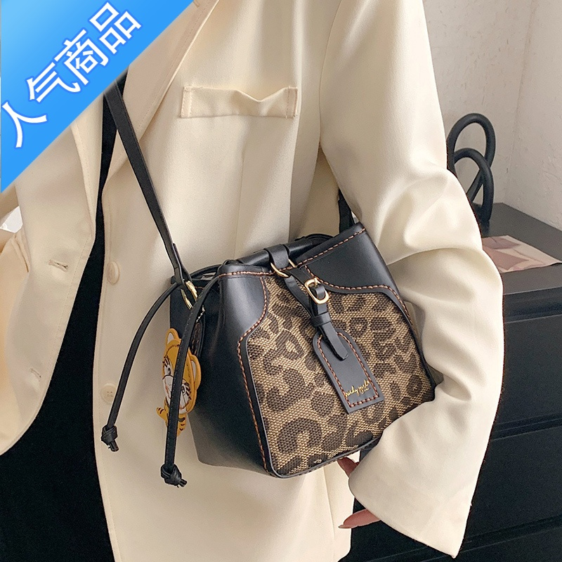 封后手缝手织小包包送女友闺蜜女生礼物编织斜挎包自制手工diy材料包