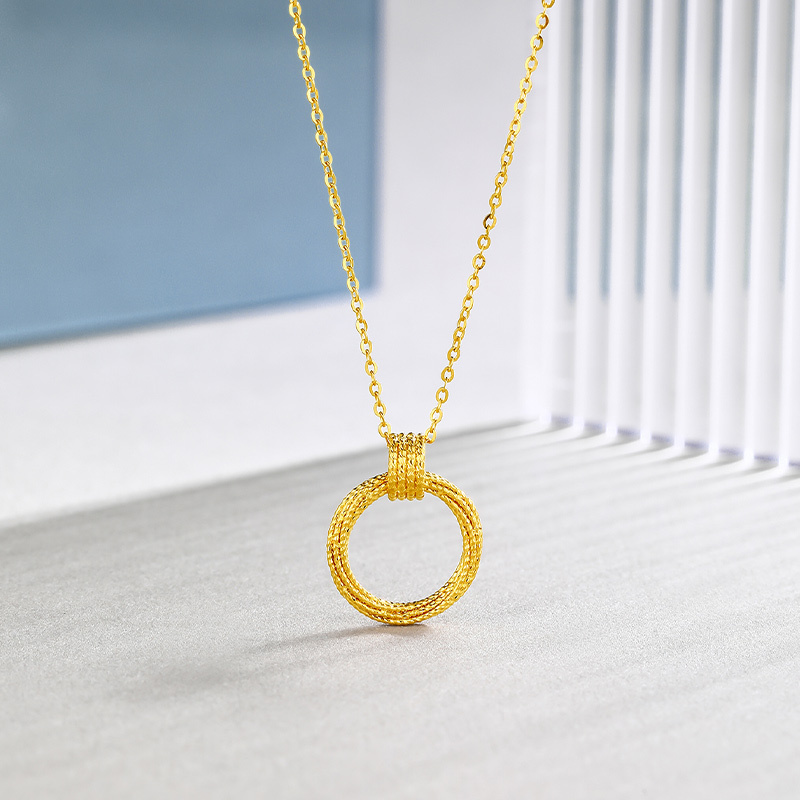 周六福金项链女计价5g足金甜甜圈项链双环扣简约ins风吊坠正品a069574