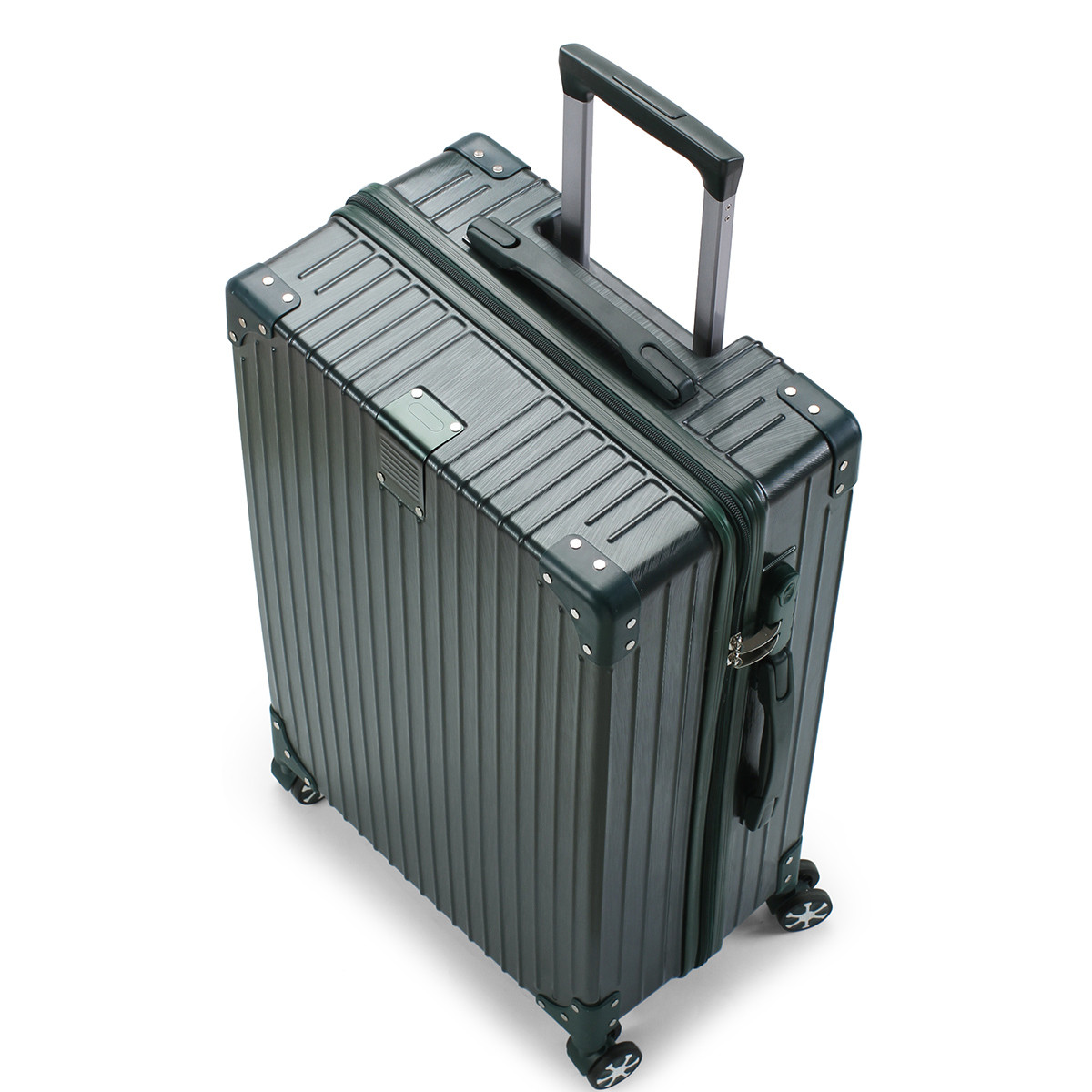 24寸行李箱多大(24寸行李箱多大图片)