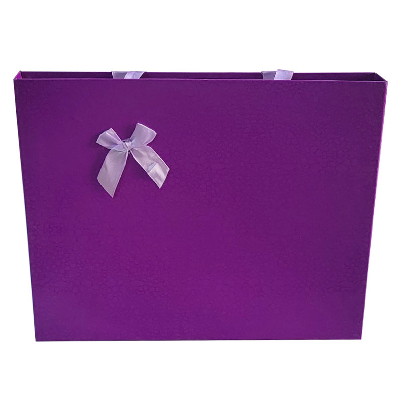 费列罗榛果威化巧克力礼盒装99颗节日生日结婚伴手礼高清大图