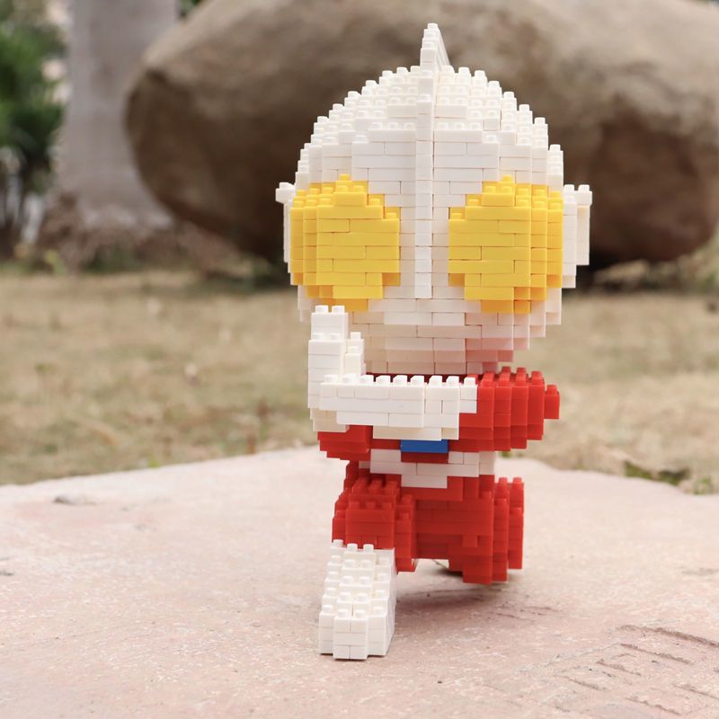 兼容乐高奥特曼微小颗粒拼装积木儿童拼图成人高难度益智玩具男孩kaws