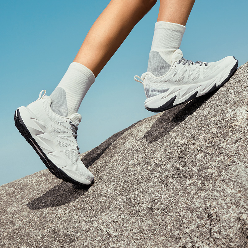 361°女鞋运动鞋新款网面透气休闲鞋减震耐磨跑步鞋女高清大图