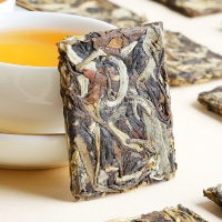 福鼎白茶小方片2014年花香白牡丹茶叶老白茶方片小茶饼500g礼盒装