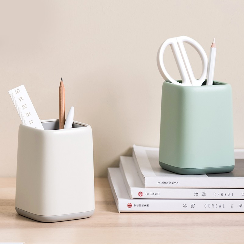 北欧双色小笔筒学生学习用品文具收纳盒办公室桌面化妆刷筒三维工匠