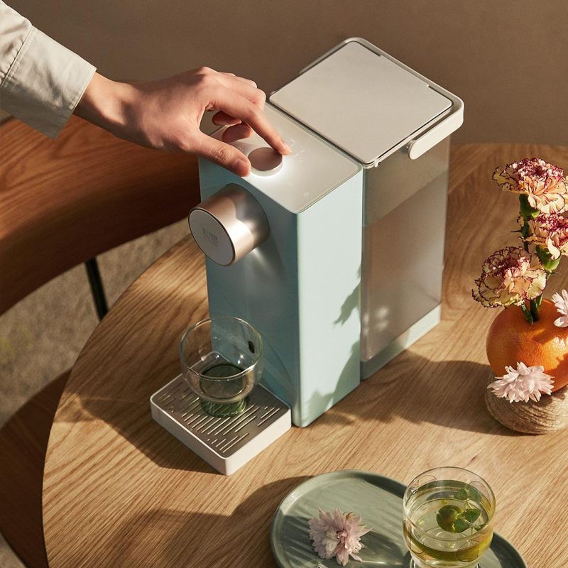 心想抗菌即热饮水机 台式小型桌面速热饮用水家用便捷饮水器 静谧灰