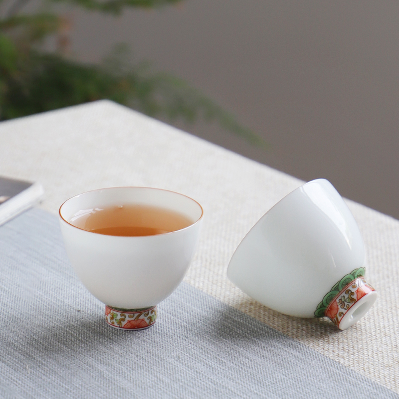 景德镇 功夫茶杯手绘粉彩陶瓷品茗杯景德镇 茶具白瓷小茶杯主人杯花漾杯