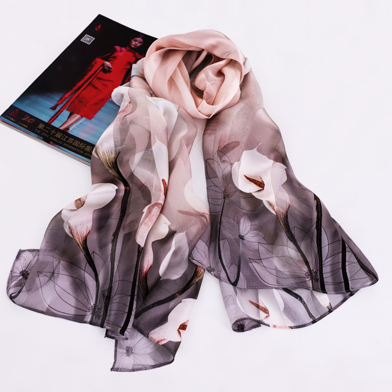 苏丝丝巾女桑蚕丝春夏新款防晒围巾真丝长巾女士披肩百搭礼盒装