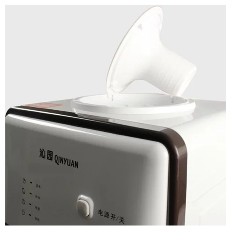 沁园（QINYUAN） YL5581W 白色 色镶嵌面板 饮水机