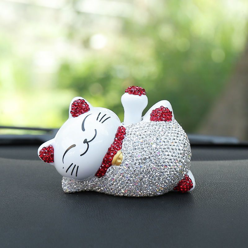 招财猫汽车摆件创意个性车载网红高档女神款可爱车内装饰用品大全升级
