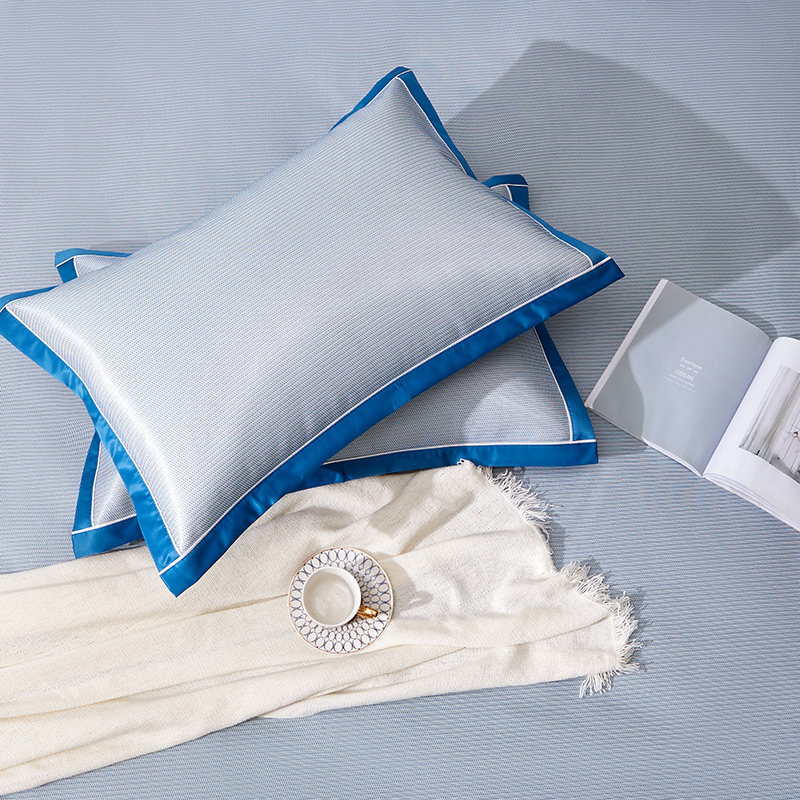 罗莱 星河·碳光双层提花冰丝席三件套蓝色150*200cm高清大图