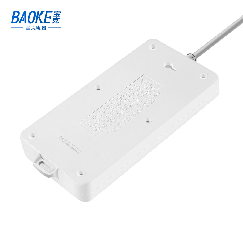 宝克(BAOKE)K326-3K 3m插线板 新国标延长线插座6位组合总控开关 2500W MAX 白色 1个高清大图