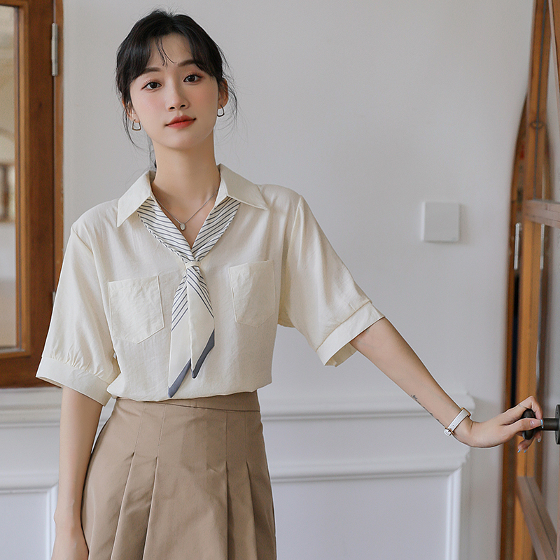 2022夏季新款设计感小众短袖法式甜美上衣女丝巾