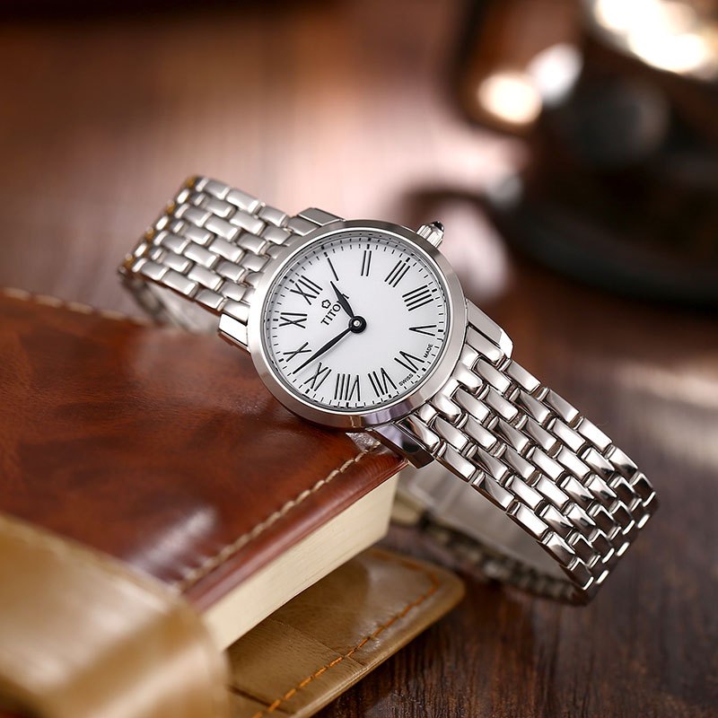 TITONI梅花纤薄系列石英表女表 全国联保 瑞士进口高清大图