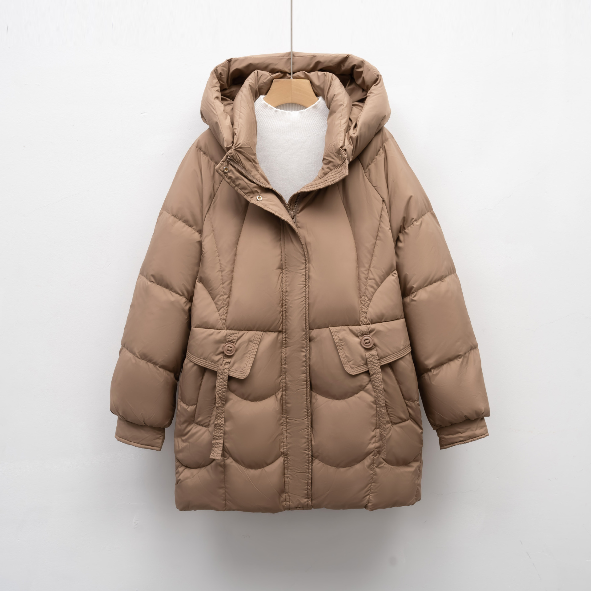 加厚时尚简约连帽保暖时尚冬季外套面包服中长款宽松羽绒服高清大图