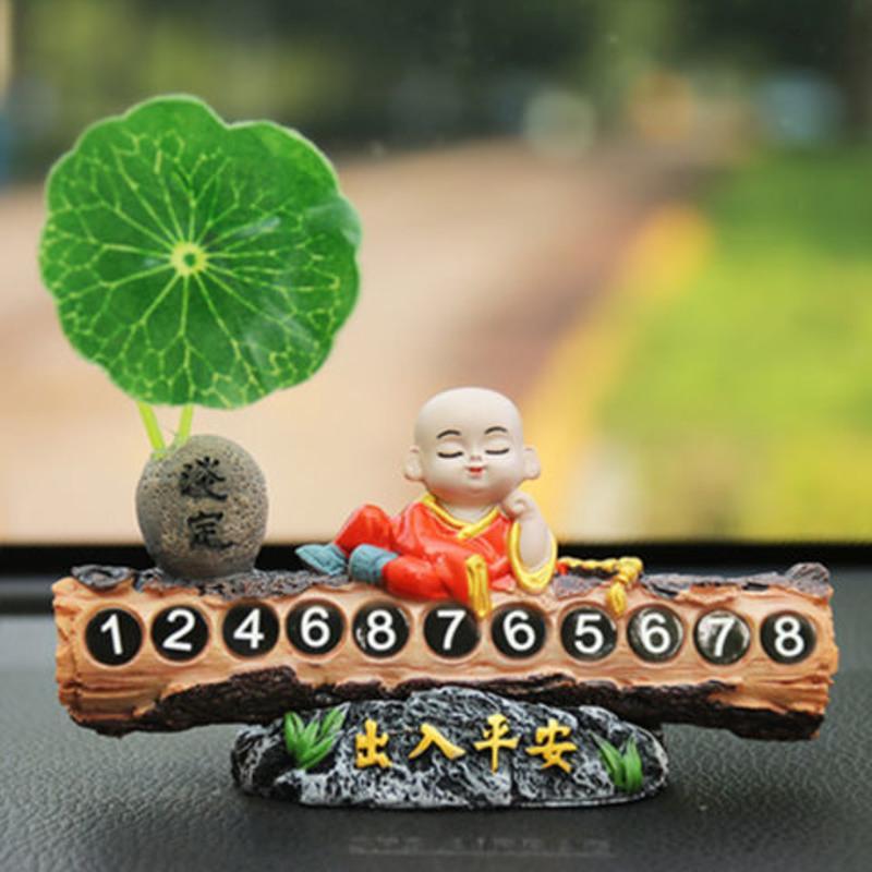 趴姿红色小和尚临时停车牌 摇头款 创意小和尚临时停车牌移车电话号码牌车内装饰高档挪车牌汽车用品