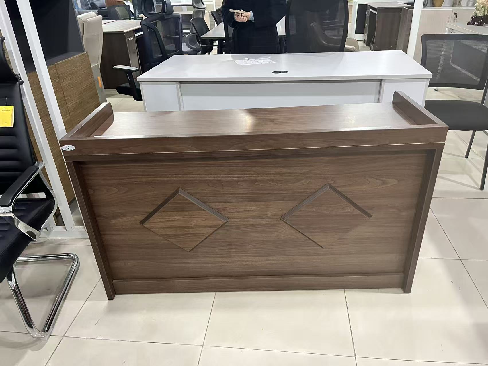 翔尔通 桌子 1400*600*760mm/张