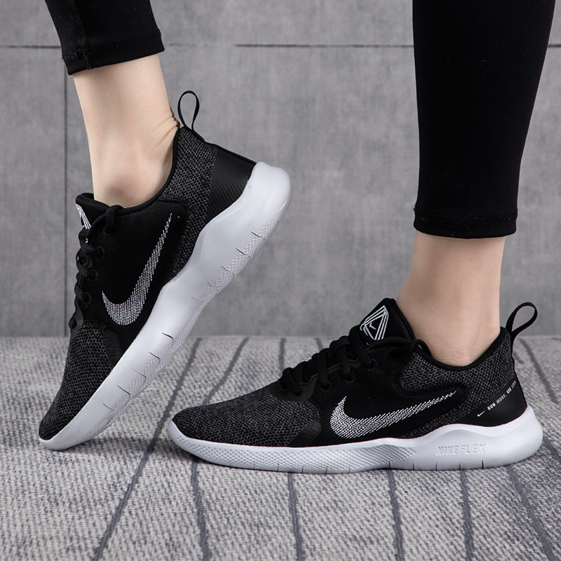 Nike耐克女鞋2021冬季新款运动鞋低帮网面透气耐磨跑步鞋