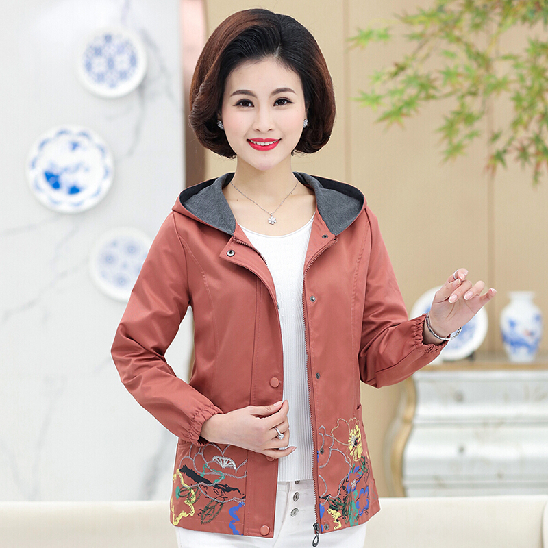中老年女装早秋薄款夹克妈妈外套女秋装短款绣花上衣4050岁外衣