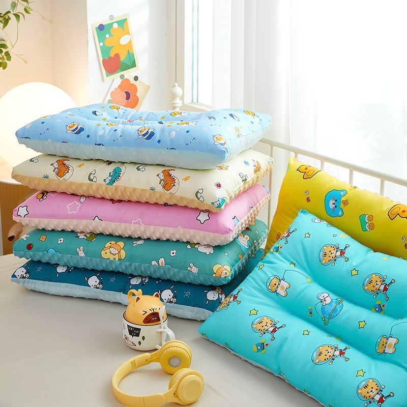 豆豆儿童枕头凉感丝枕芯1-12岁婴儿幼儿园小学生枕高清大图