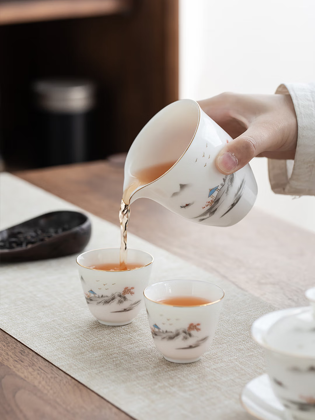 金镶玉功夫茶具套装 羊脂玉白瓷 山水描金 高档茶器 500mm大容量 2kg重奢品设计高清大图