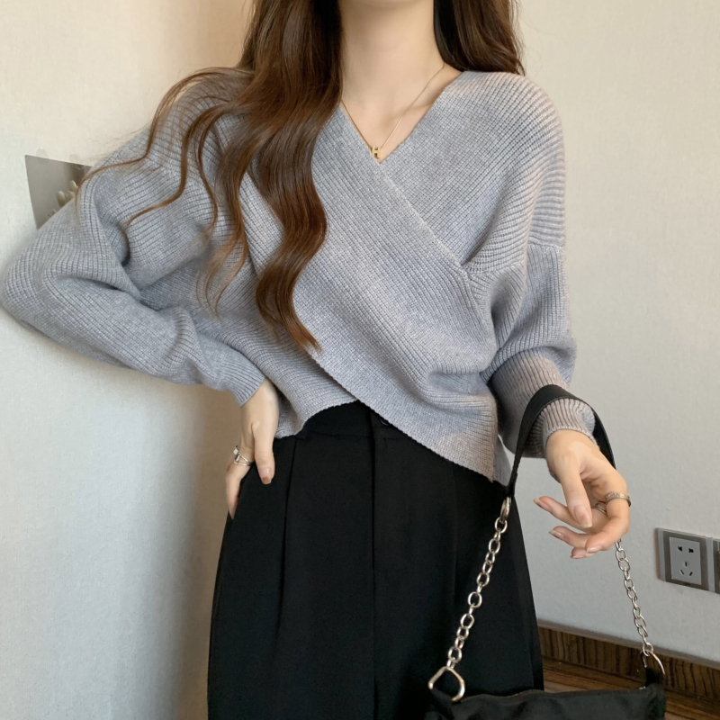 语娄早春季设计感慵懒风打底针织衫内搭显瘦上衣女高级感红色法式毛衣