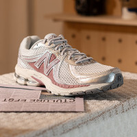 NEW BALANCE男鞋女鞋2025夏季新款运动鞋时尚潮流舒适户外健身跑步休闲鞋