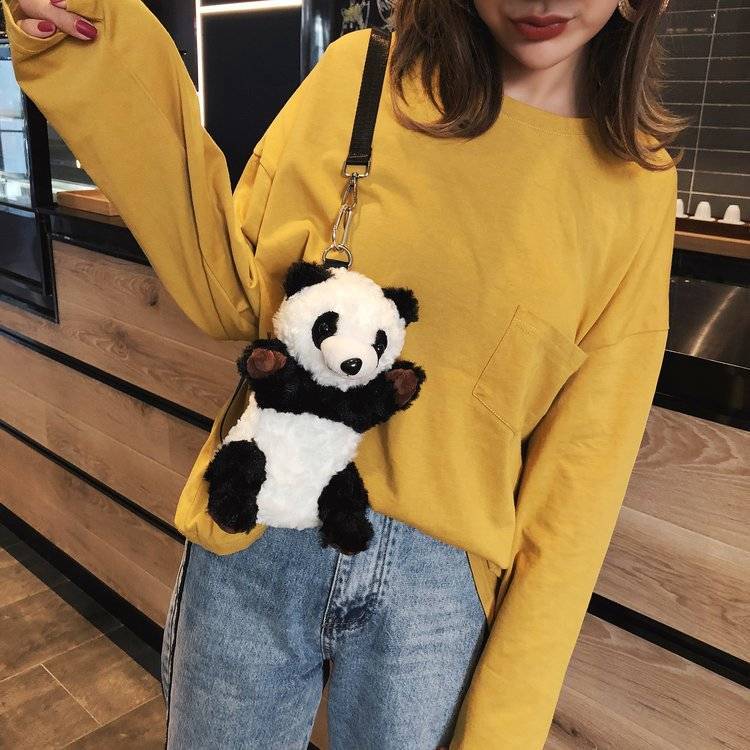 派尼美特ins小包包2020新款潮韩版个性可爱蹦迪毛绒熊猫萌少女斜挎包