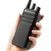 摩托罗拉 XiRC1200无键盘 403-480MHz 大容量理电池2250mAh 户外自驾 酒店餐饮 物业安保 对讲机
