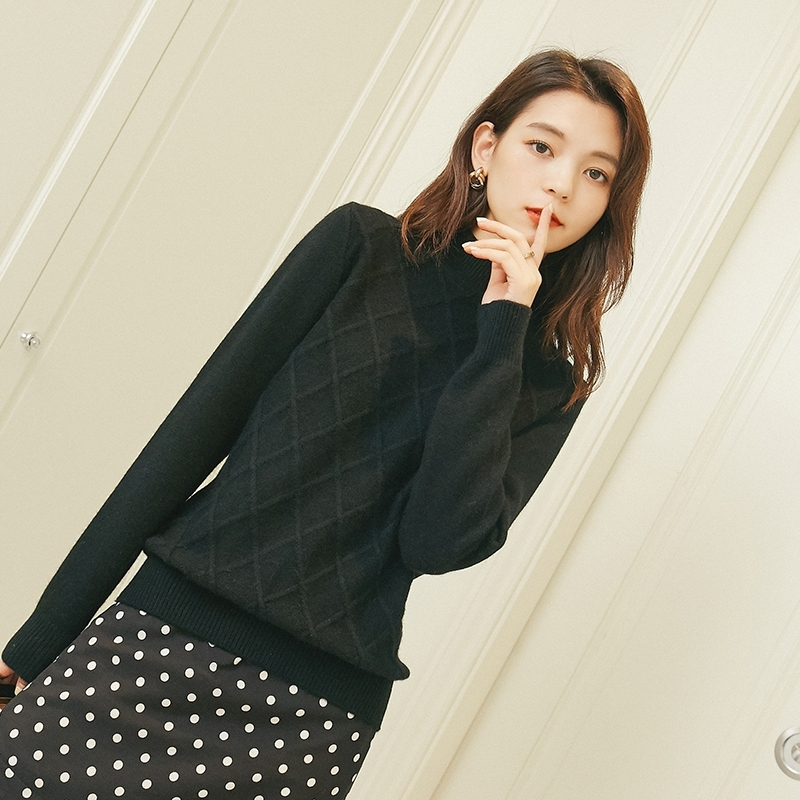 韩版秋冬新款加厚半高领羊绒衫纯色女式菱形毛衣修身针织打底衫