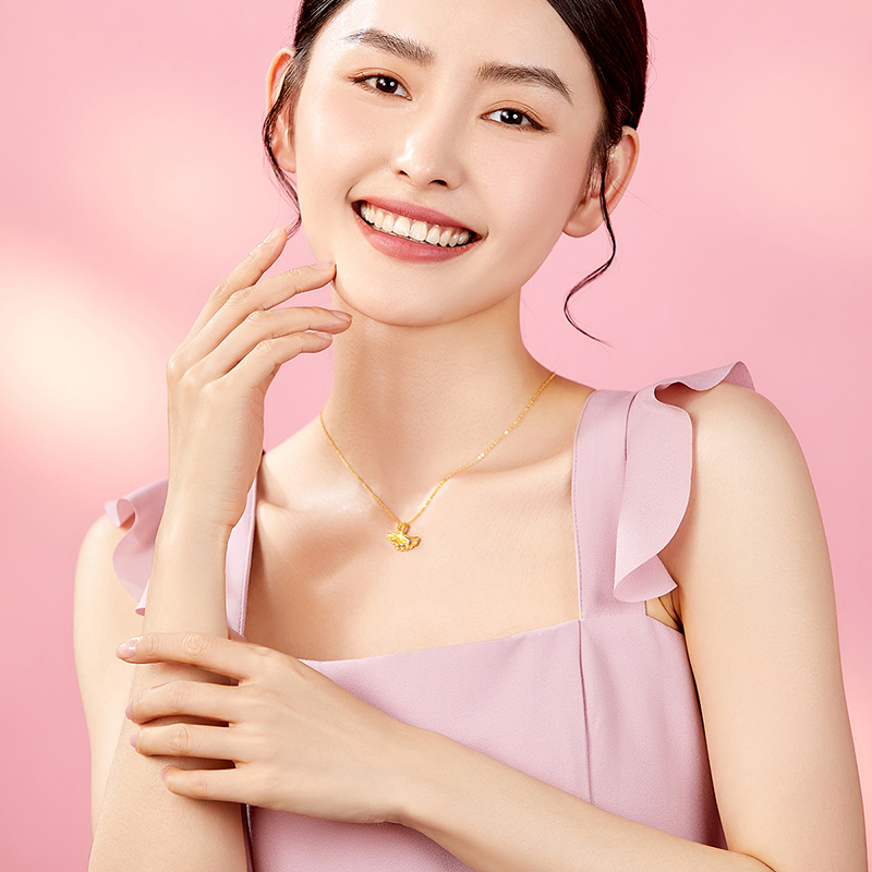 梦金园银杏叶黄金吊坠简约百搭足金挂坠优雅银杏叶显大生日礼物送女士/配银项链