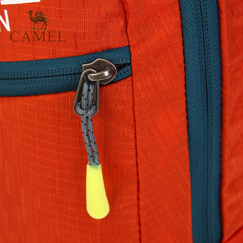 CAMEL骆驼 户外轻巧便携挎包 男女款四季运动斜挎包