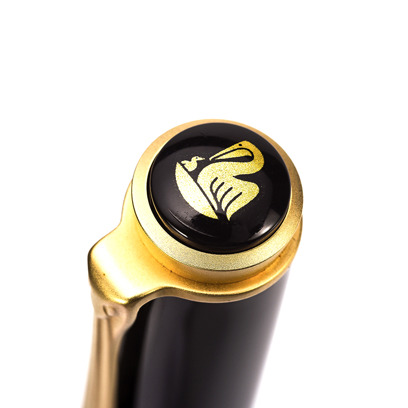 德国百利金(Pelikan )M900 Todelo金雕18K金尖钢笔墨水笔礼品笔