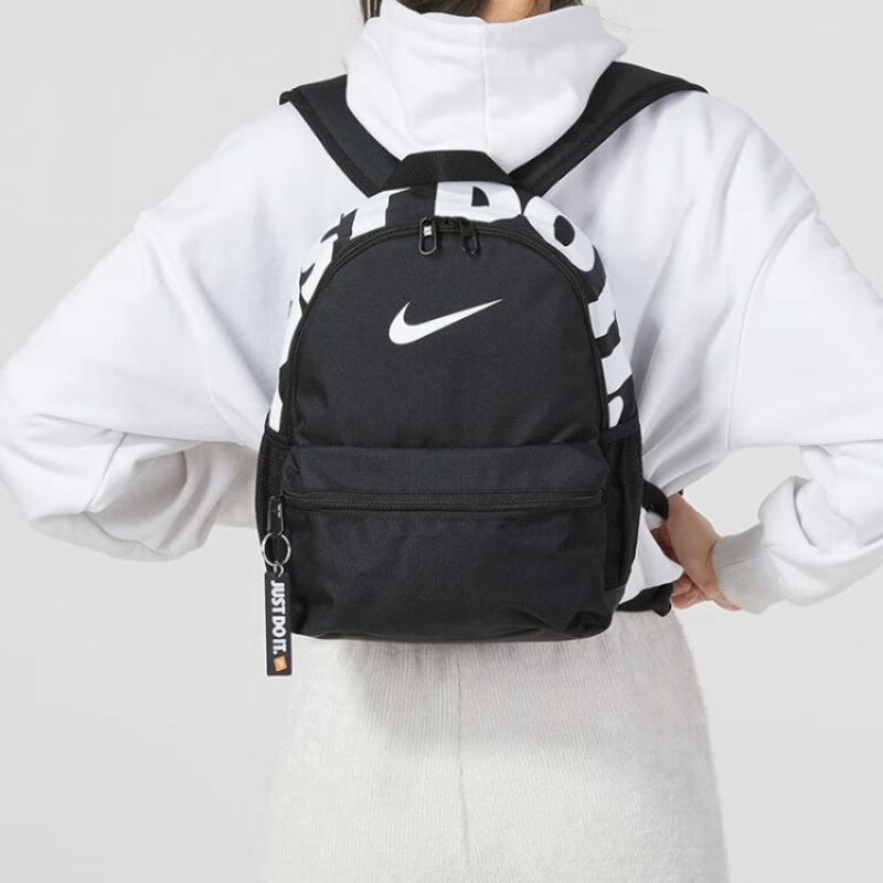耐克(NIKE)男包女包2023春季户外运动包旅行时尚舒适学生收纳便携双肩背包 DR6091-010 黑色 MISC