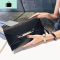 上新小包包2020新款信封手包手抓包韩版个性时尚百搭气质手拿包女NEWLAKE 2332+K手包（黑色）