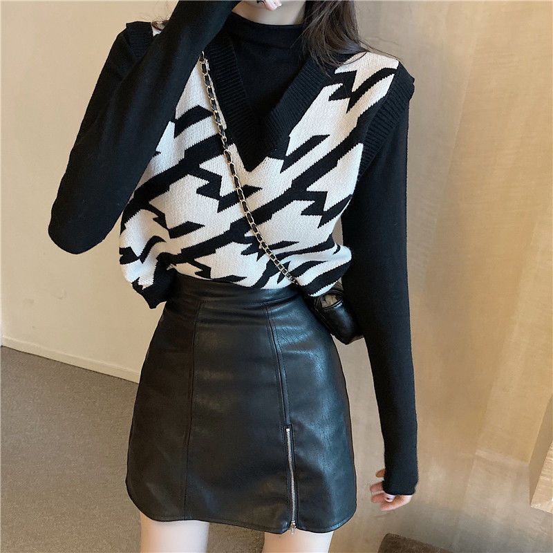 秋季新款套装两件套V领时尚学院风马甲女+半高领修身打底衫上衣女 黑色打底衫【单件】 S 建议75-90斤