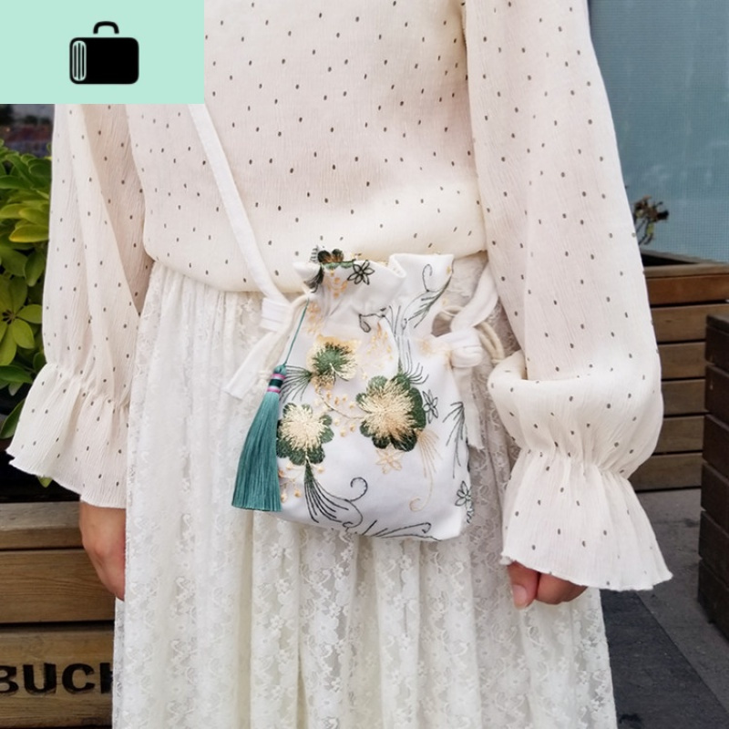 古风包包女汉服斜跨包包森系小包中国风仙女刺绣斜挎包单肩包NEW LAKE女斜挎包