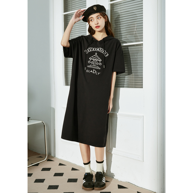 唐狮显瘦连衣裙女夏季新款女装小个子裙子黑色连帽卫衣裙女春装s