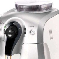 飞利浦/ (Philips) HD8745 Saeco 意式浓缩咖啡机 现磨打奶泡小巧节能