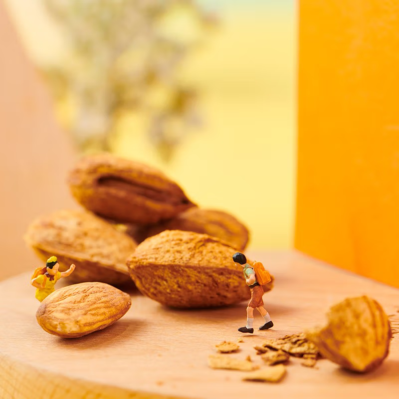 来伊份手剥巴旦木168g高清大图