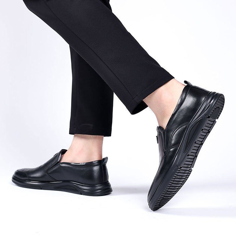 奥康新款头层牛皮男士皮鞋一脚蹬商务休闲男鞋真皮软面防滑爸爸鞋批发