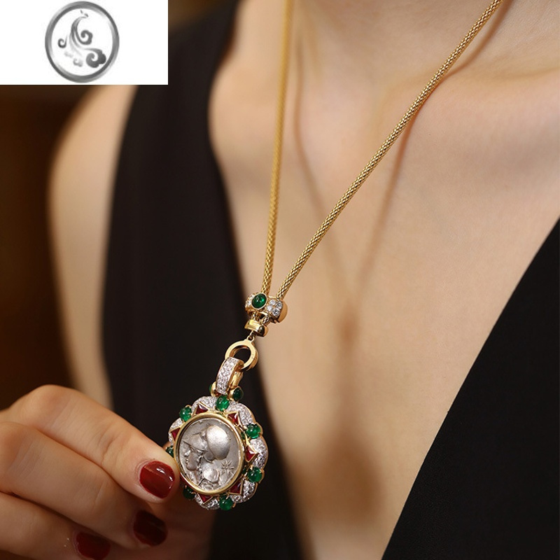 jimiyoung项链翡翠古币吊坠搭配毛衣链金祖母绿抽拉链链女