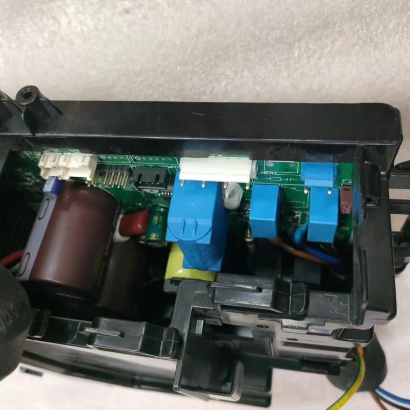 帮客材配 全新原件 P0970102560 TCL惠而浦空调ISH- 35XK3外机主板 通用款 配传感器高清大图