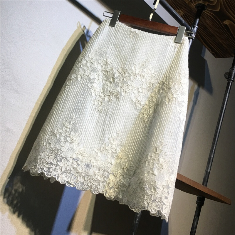 蕾丝半身裙子夏女中长款2018新款包裙时尚裙子高腰包臀a字一步裙米白色