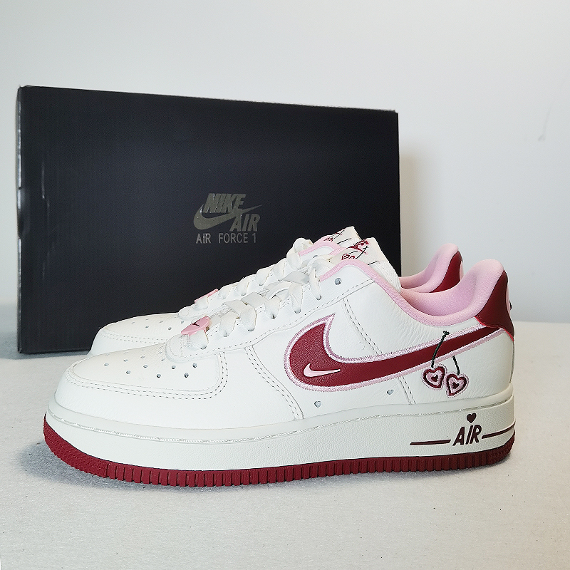 情人节限定nikeairforce1耐克af1空军一号情人节限定女子板鞋fd